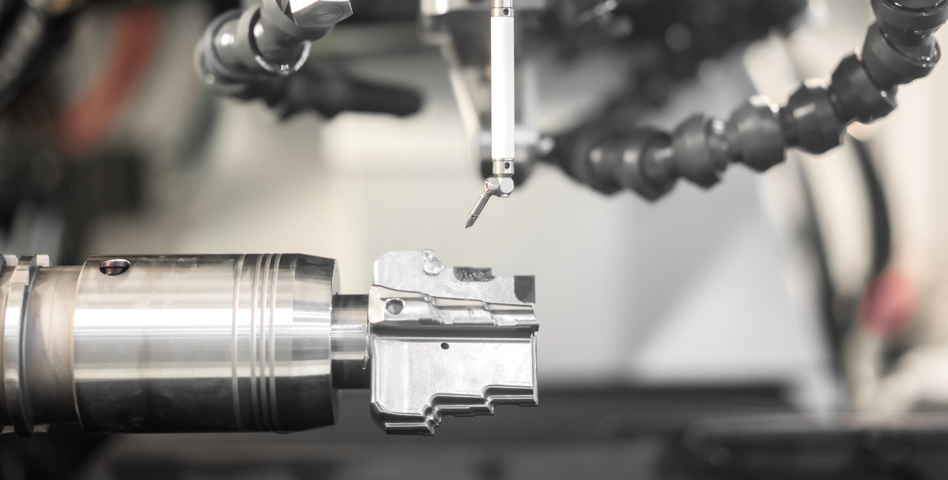 كرسي متحرك بمحرك لكبار السن